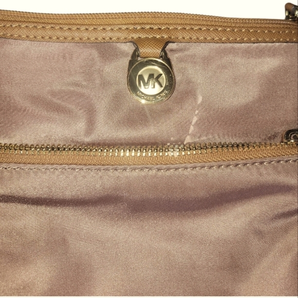 Michael Kors Kempton Nylon Tan Gold Tone Hardware Lightweight Crossbody Bag - Picture 8 of 10
